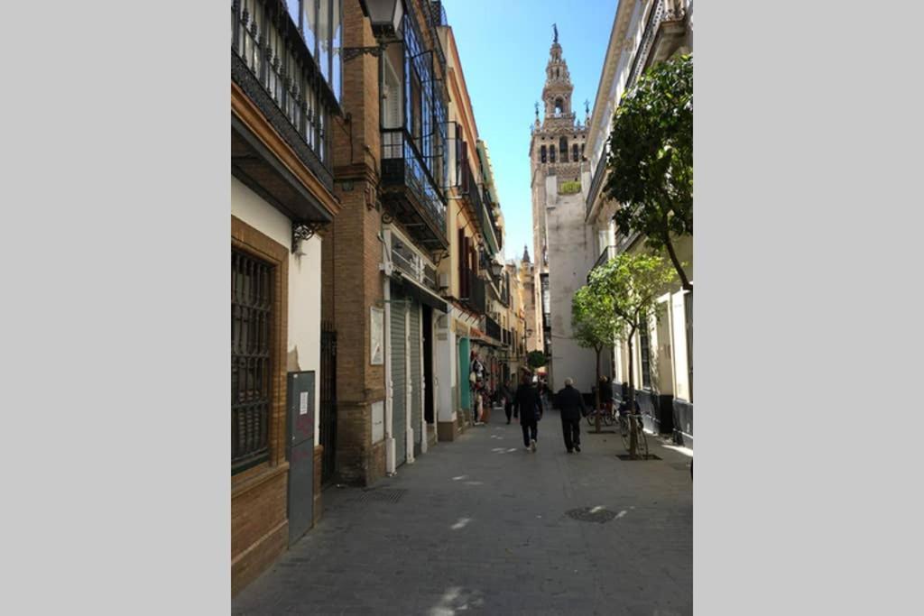1 Minute From Cathedral. Feel The Heart Of Sevilla Kültér fotó
