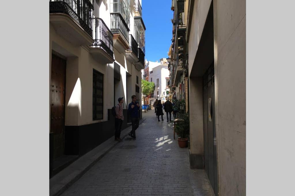 1 Minute From Cathedral. Feel The Heart Of Sevilla Kültér fotó